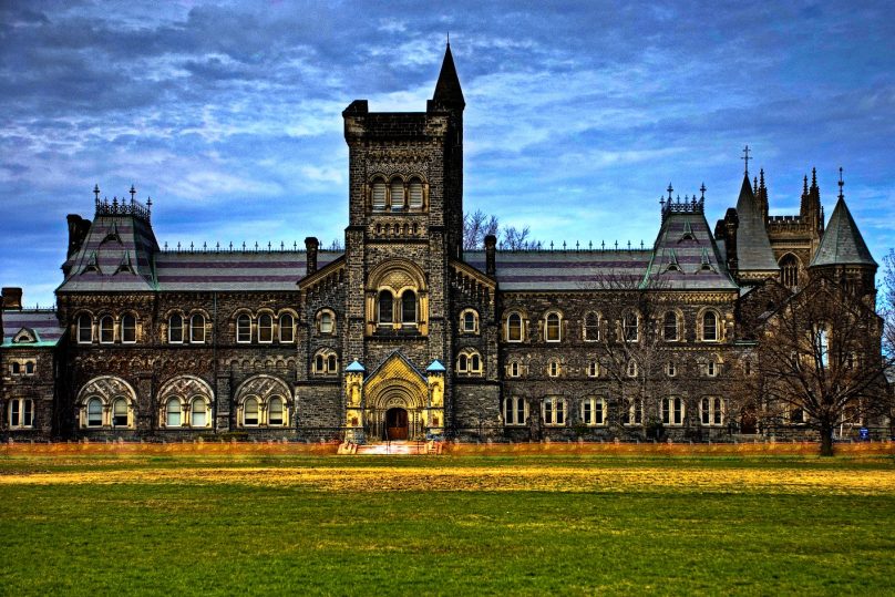 9-signs-you-go-to-the-university-of-toronto-oneclass-blog