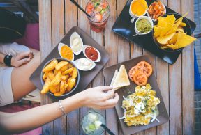 5 Best Walking Distance Restaurants at Boston University