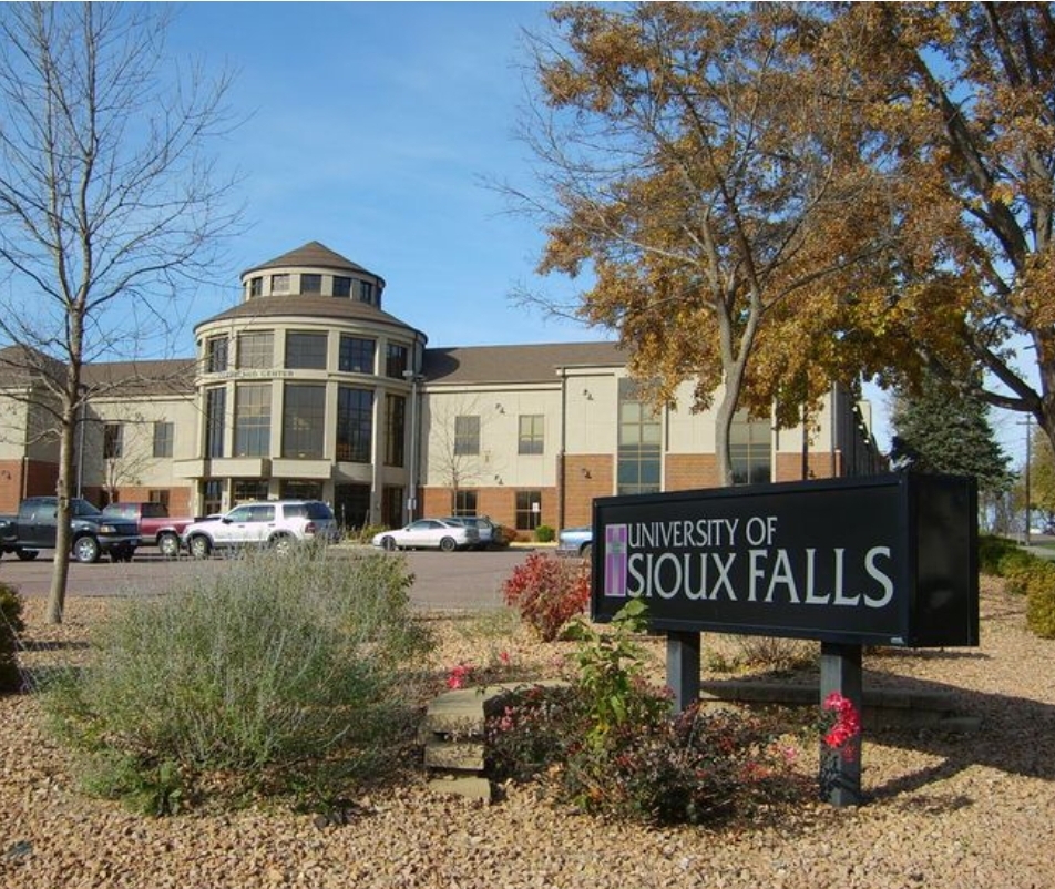 University of Sioux Falls school sign