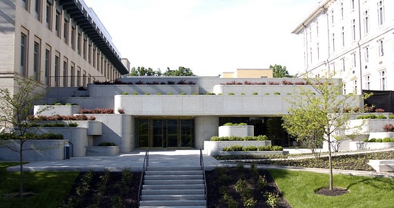The Posner Center is located between the Tepper School of Business and College of Fine Arts