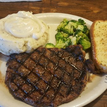 steak serving in plate