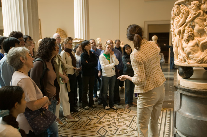 museum events tour guide