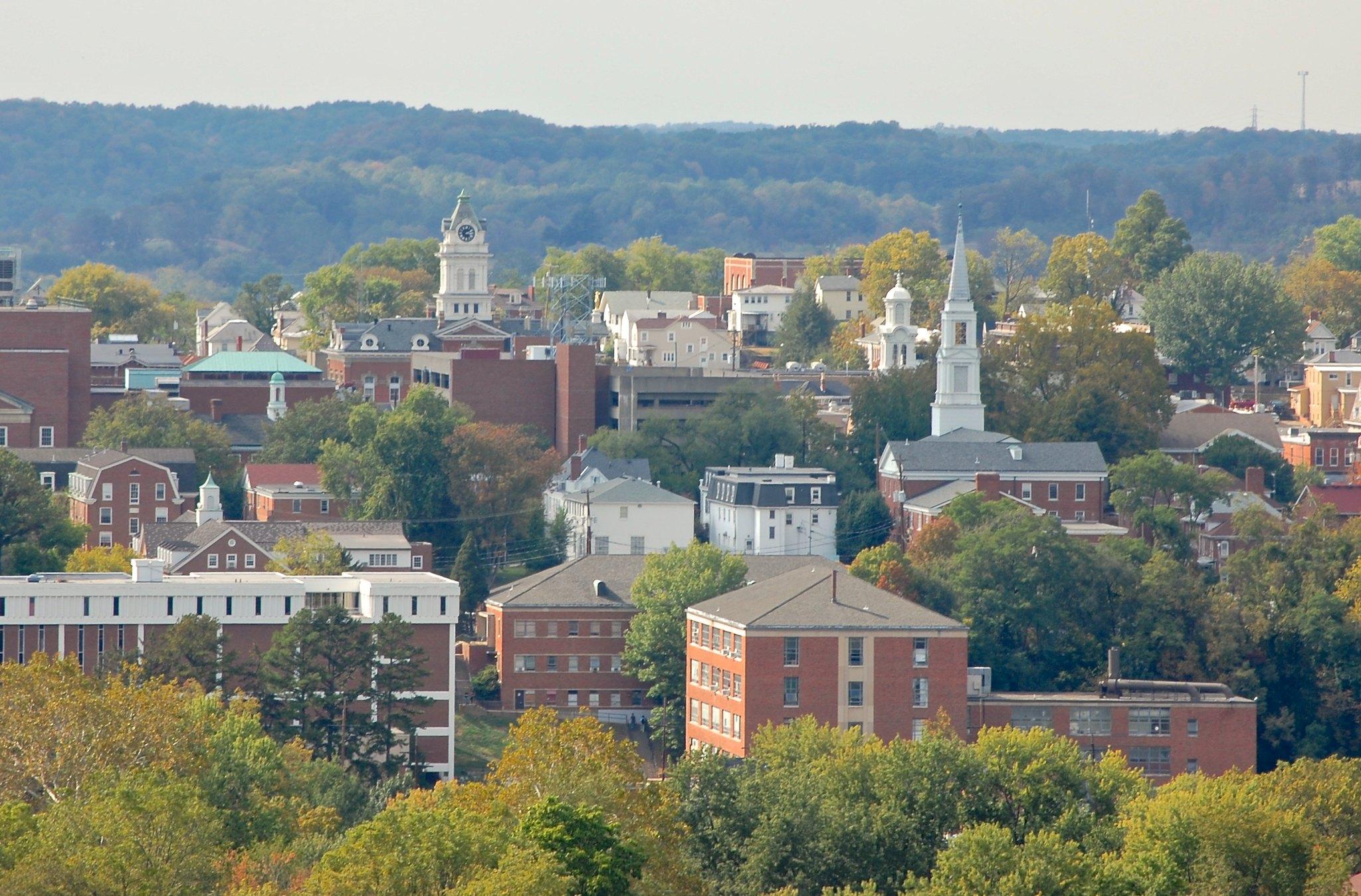 What to Bring to Ohio University: The Move In Day Packing List ...