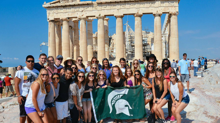 students on study abroad 