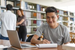 8 Ways to Earn College Credits Before College