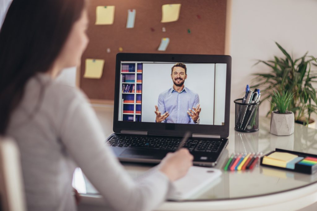 University of California, Irvine student taking online class