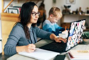 5 Ways Parents and Adult Learners Can Earn College Credit