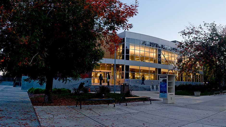 American River College building